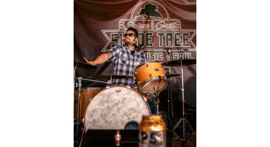 Photo of Eric Vasquez Photo of Eric Vasquez